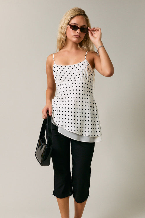 Elegant Polka Dot Blouse 🤍🖤